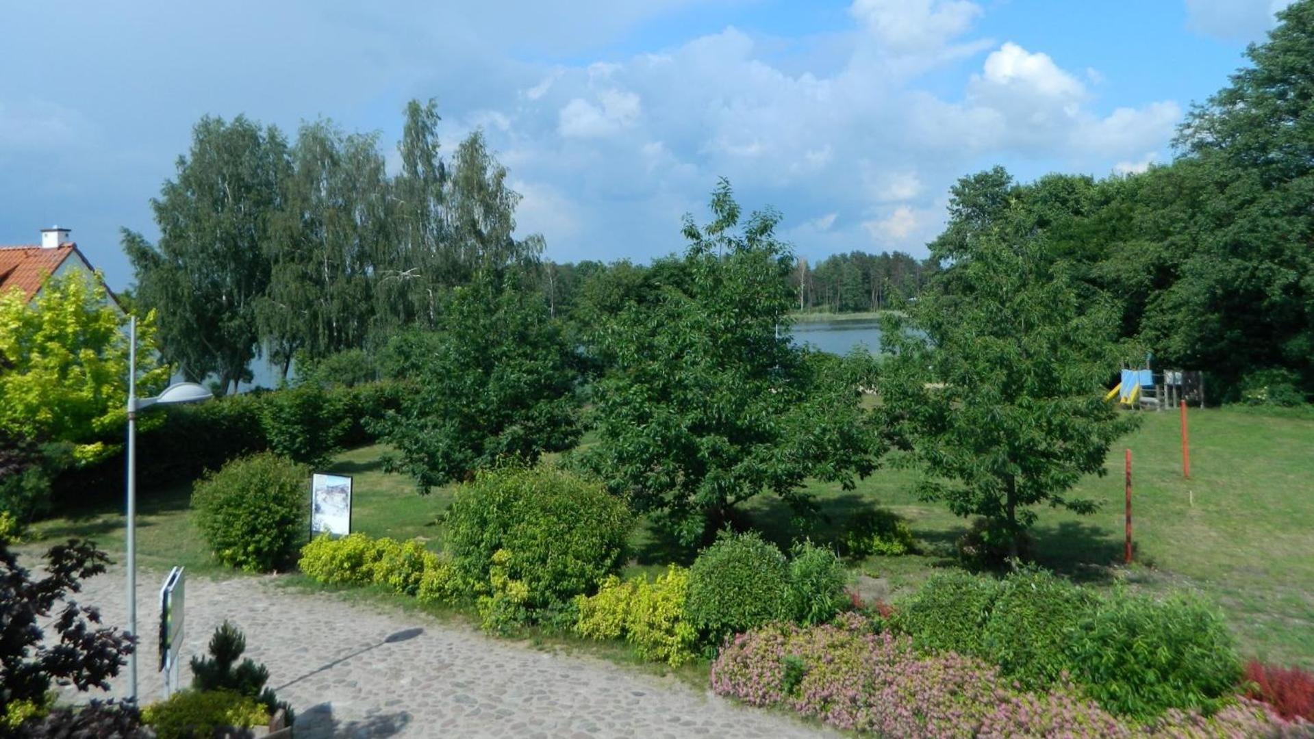 Domy Nad Jeziorem Sun & Snow Osada Zamkowa Pasym Exterior foto